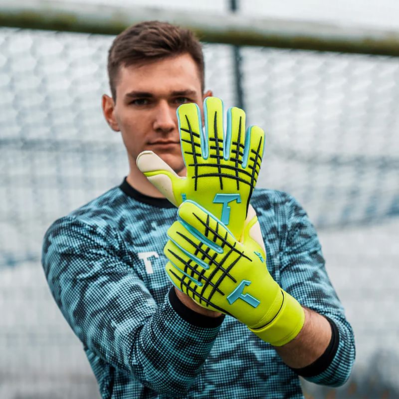 Рукавиці воротарські T1TAN Fluo Beast 3.0 FP fluo yellow/white 2