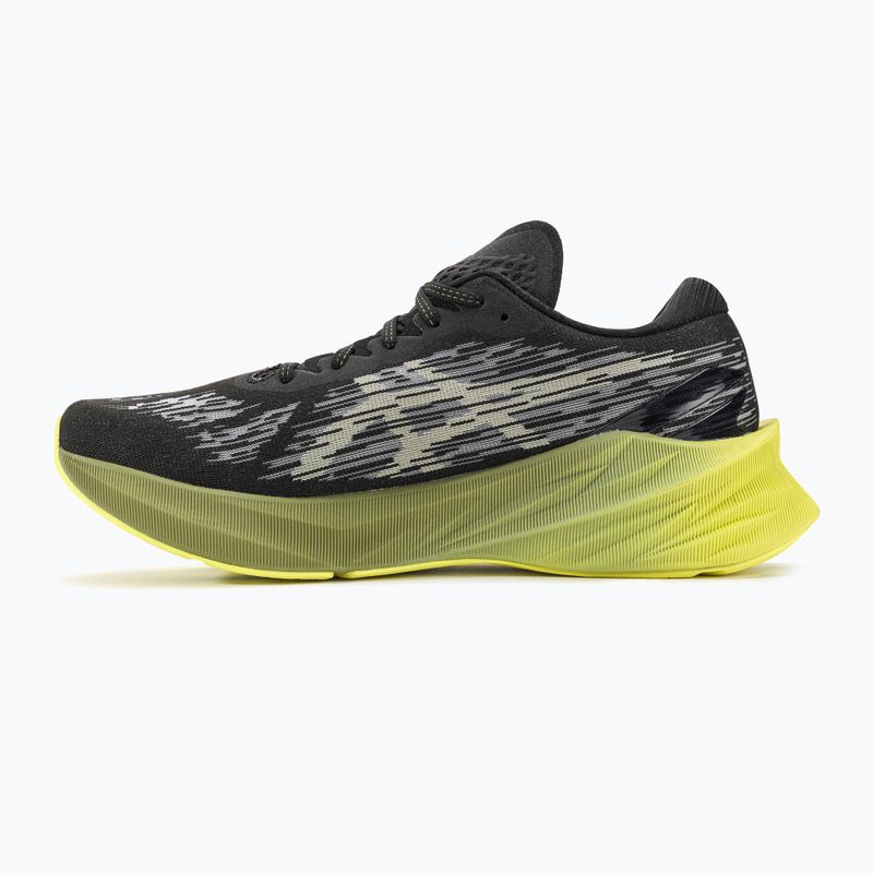 Чоловічі бігові кросівки ASICS Novablast 3 чорні/зелені з сухим листям 10