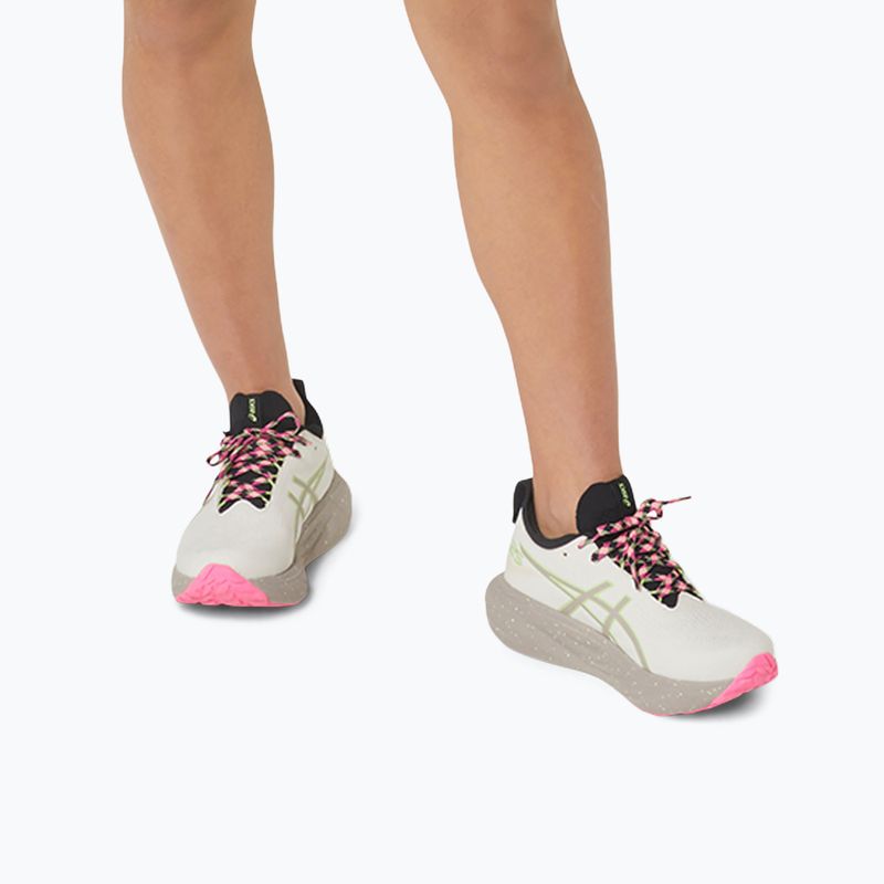 Жіночі бігові кросівки ASICS Gel-Nimbus 25 TR nature bath / лаймовий зелений 12