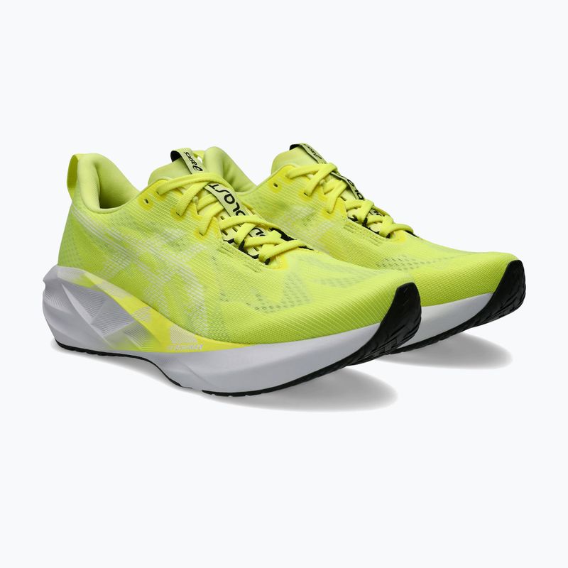 Кросівки для бігу чоловічі ASICS Novablast 5 citron/white 3