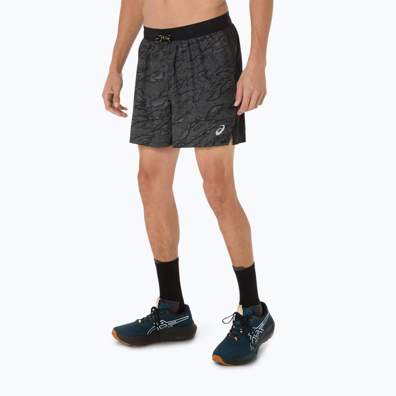 Шорти для бігу чоловічі ASICS Fujitrail All Over Print 5IN performance black 4