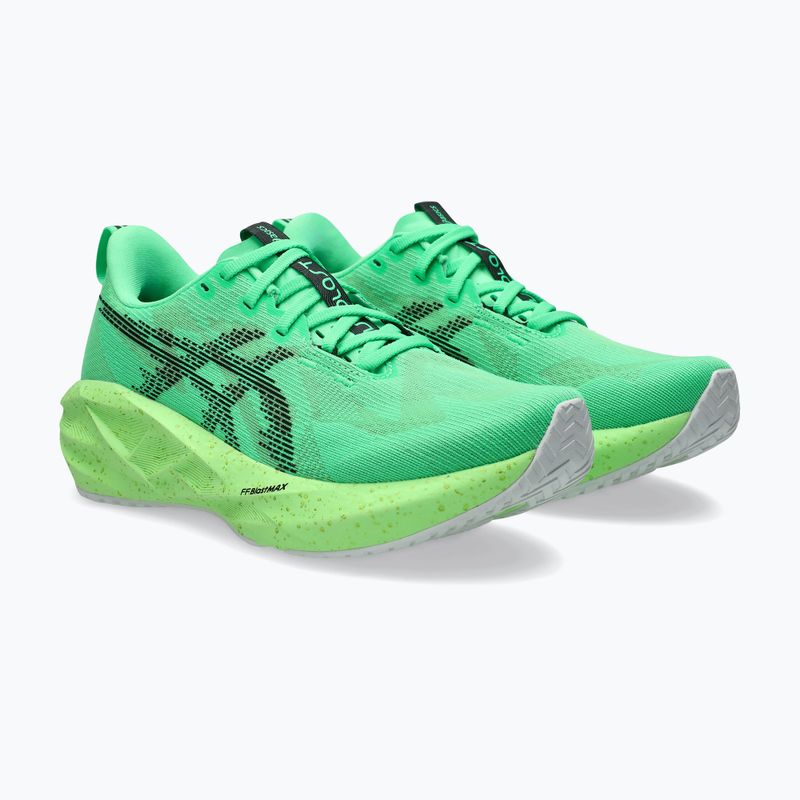 Кросівки для бігу жіночі ASICS Novablast 5 vital green/black 10