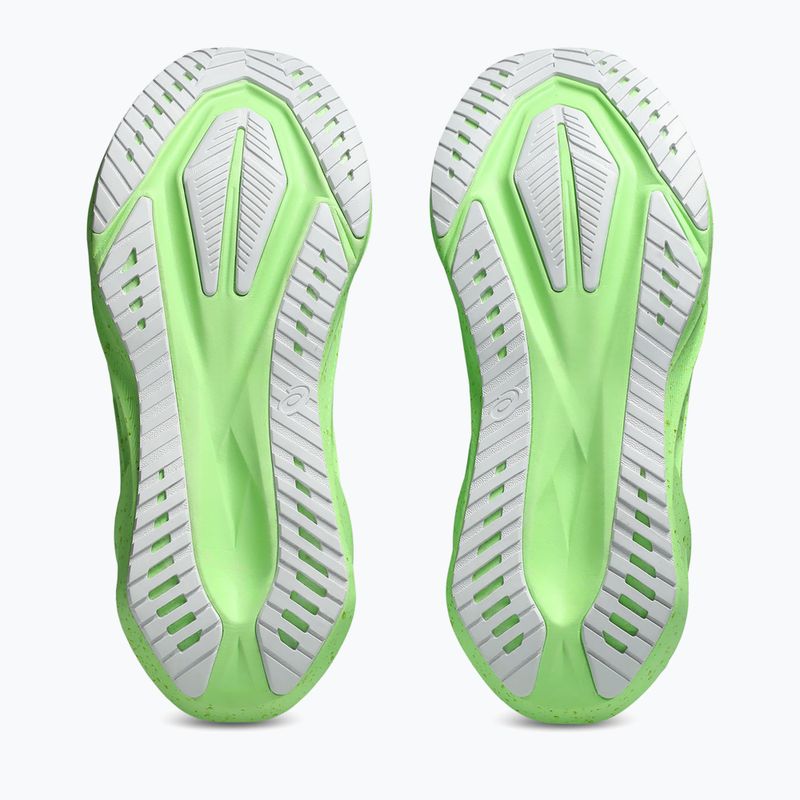 Кросівки для бігу чоловічі ASICS Novablast 5 vital green/black 13