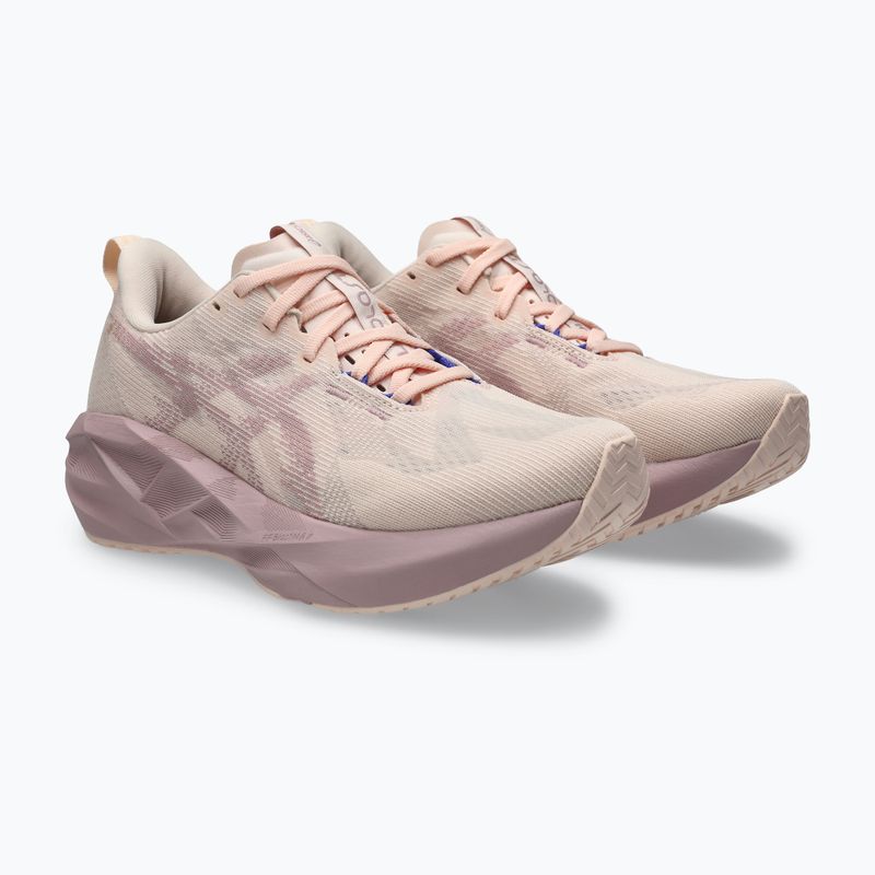 Кросівки для бігу жіночі ASICS Novablast 5 pearl pink/morganite 3