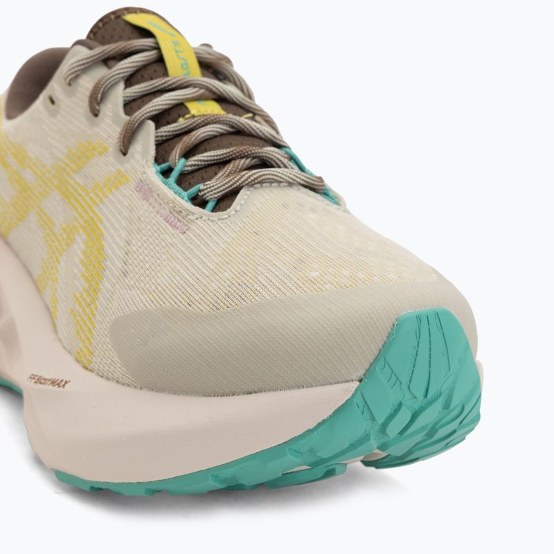Кросівки для бігу жіночі ASICS Novablast 5 TR light dust/cacti 7