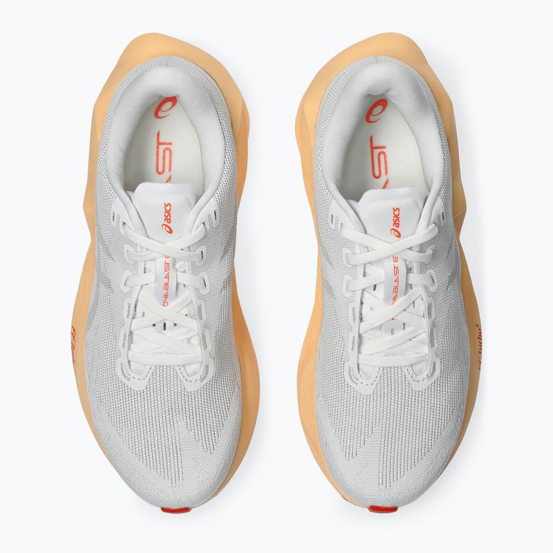 Кросівки для бігу жіночі ASICS Novablast 6 white/vivid coral 6