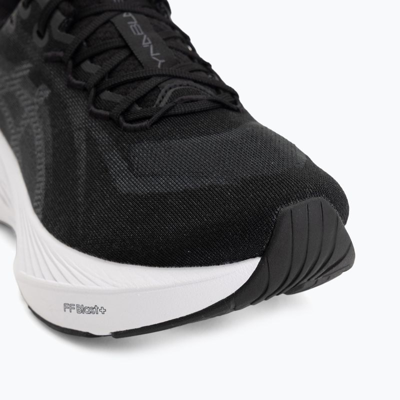 Кросівки для бігу жіночі Asics Dynablast 6 black/white 7