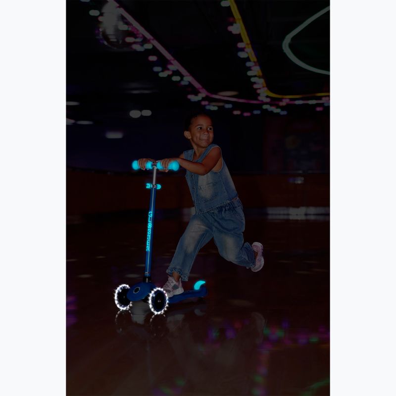 Самокат триколісний дитячий Globber Primo Plus Glow Lights petrol blue 17