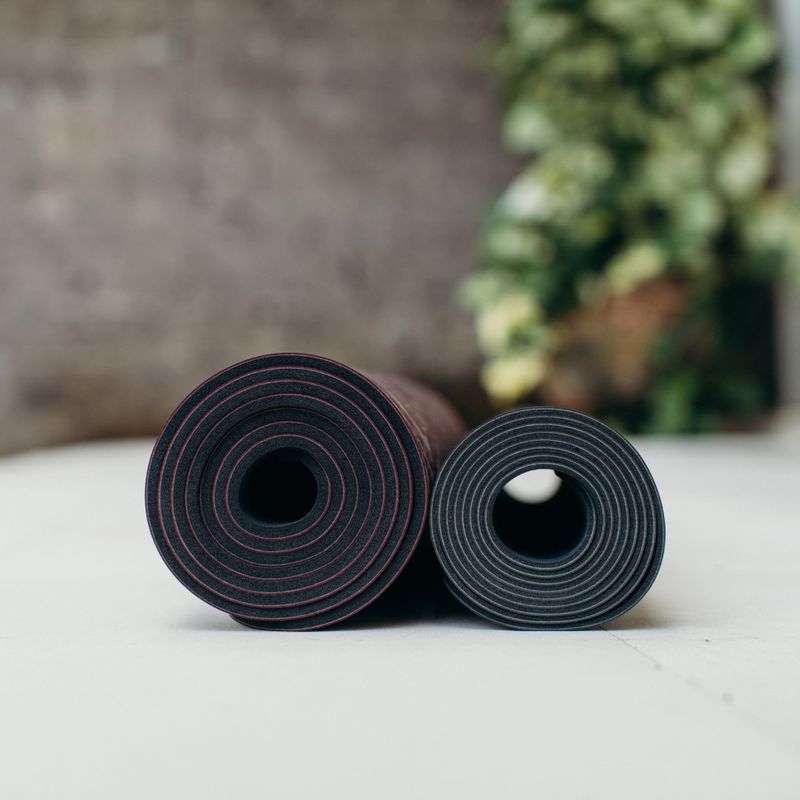 Килимок для йоги Yoga Design Lab Infinity Yoga 5 мм чорний Mandala Charcoal 7