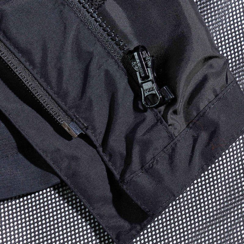 Куртка-дощовик чоловіча Berghaus Hillwalker IA black/black 17