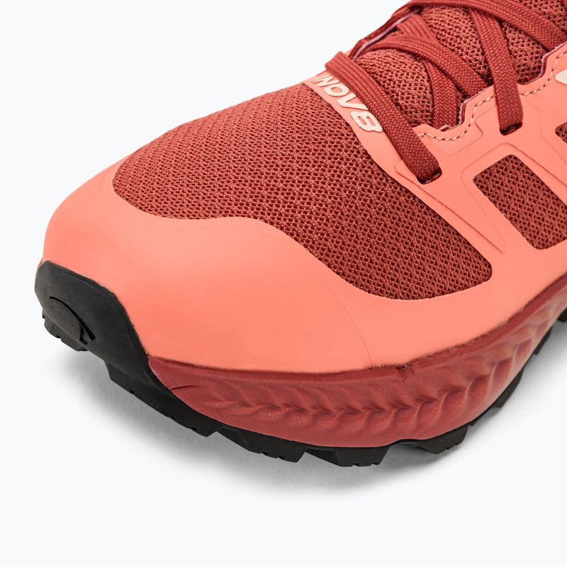 Кросівки для бігу жіночі Inov-8 Trailfly dusty rose/pale pink 7