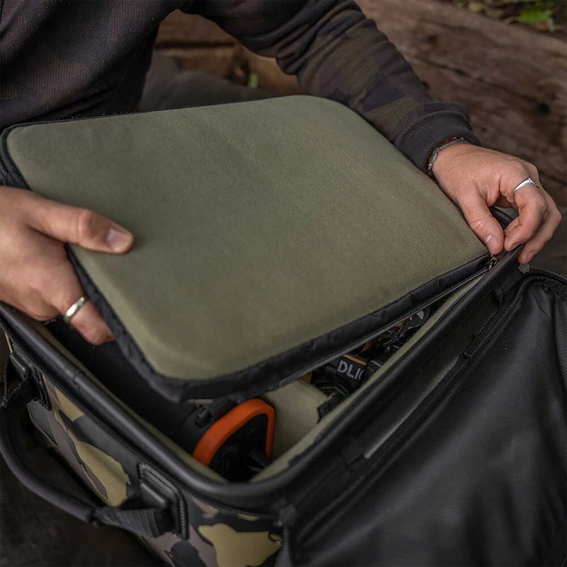 Сумка для електроніки Avid Carp Stormshield Pro Techpack XL 5