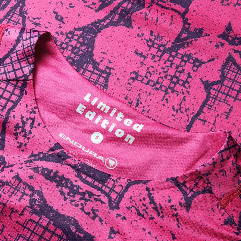 Футболка велосипедна жіноча Endura Grid Floral Ltd W pink pop 9