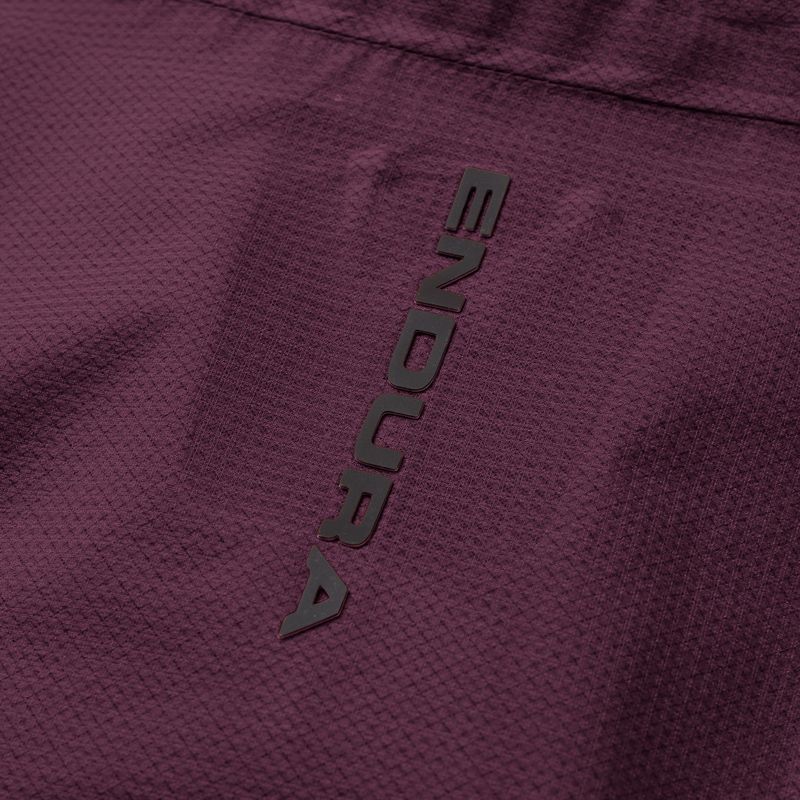 Куртка велосипедна чоловіча Endura Alltrack Race Cape black cherry 11