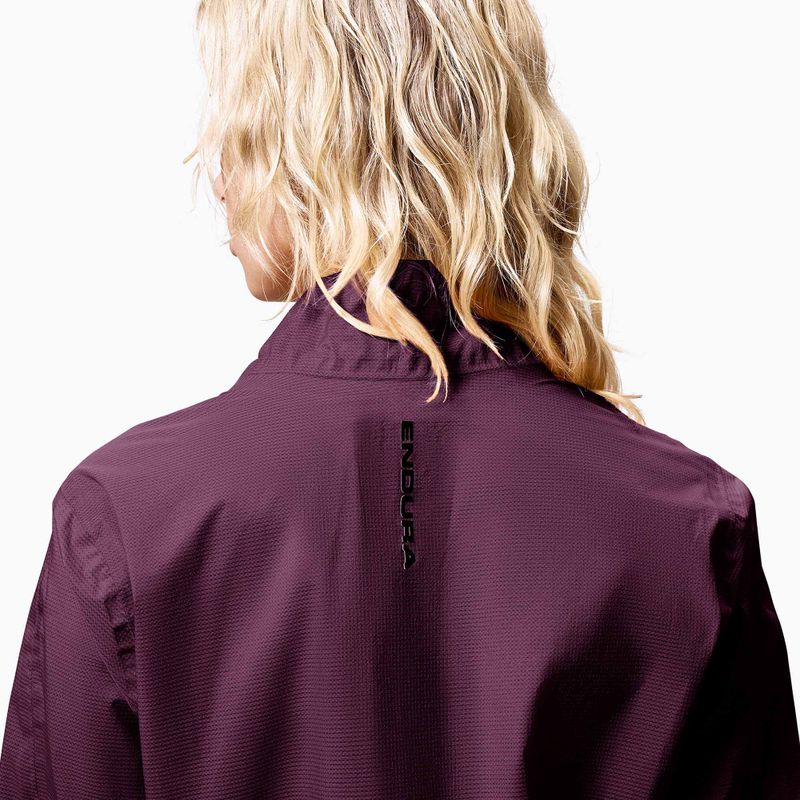 Куртка велосипедна жіноча Endura Alltrack Race Cape black cherry 6