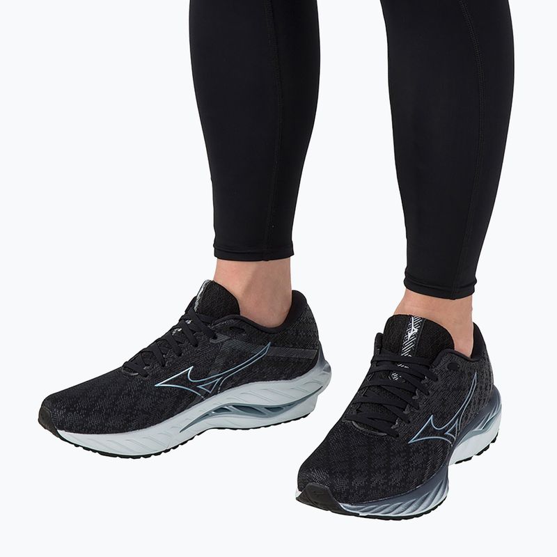 Чоловічі бігові кросівки Mizuno Wave Inspire 19 2E чорний / льодовиковий хребет / ілюзія синій 4