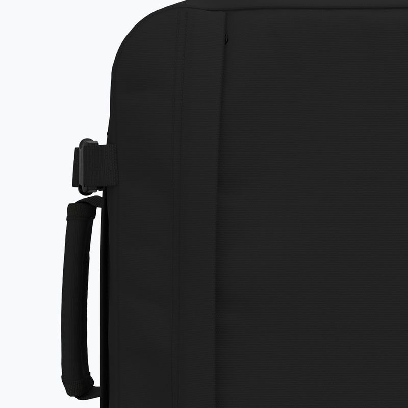 Туристичний рюкзак CabinZero Classic 28 л абсолютно чорний 9
