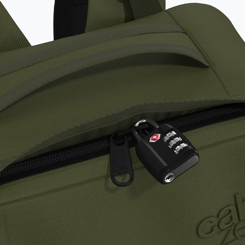 Туристичний рюкзак CabinZero Military 44 л зелений 8
