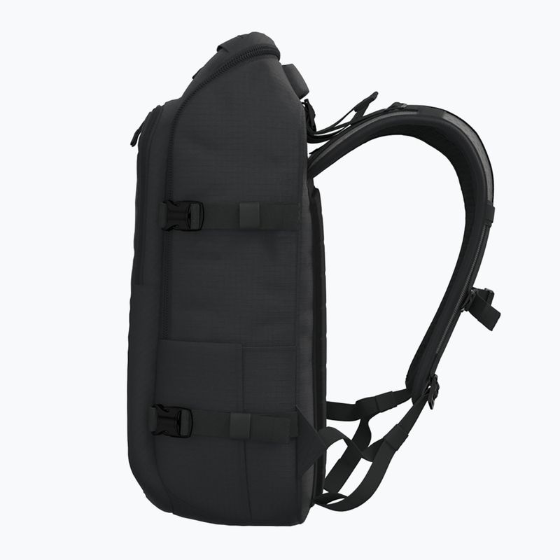 Рюкзак туристичний CabinZero Adventure Pro 32 л absolute black 6