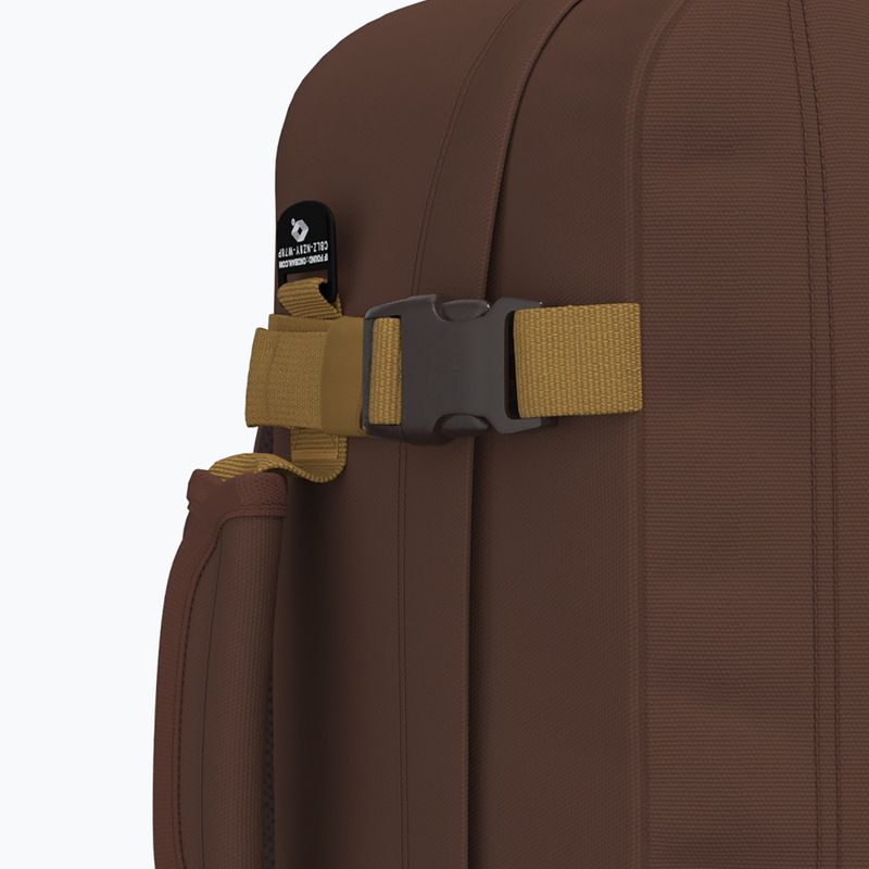 Туристичний рюкзак CabinZero Classic 28 л з бельгійського шоколаду 10