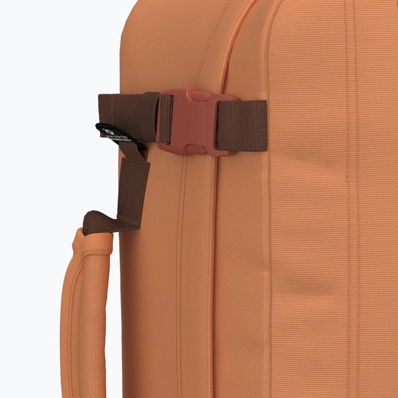 Рюкзак туристичний CabinZero Classic 36 л gobi sands 9