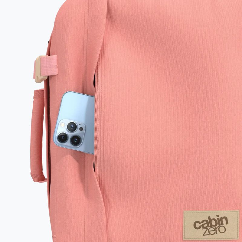 Рюкзак туристичний CabinZero Classic Tech 28 and pink 13