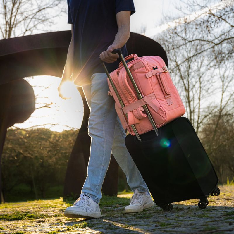 Рюкзак туристичний CabinZero Classic Tech 28 and pink 20