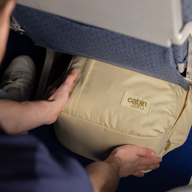 Рюкзак туристичний CabinZero Classic Tech 28 l shell white 17