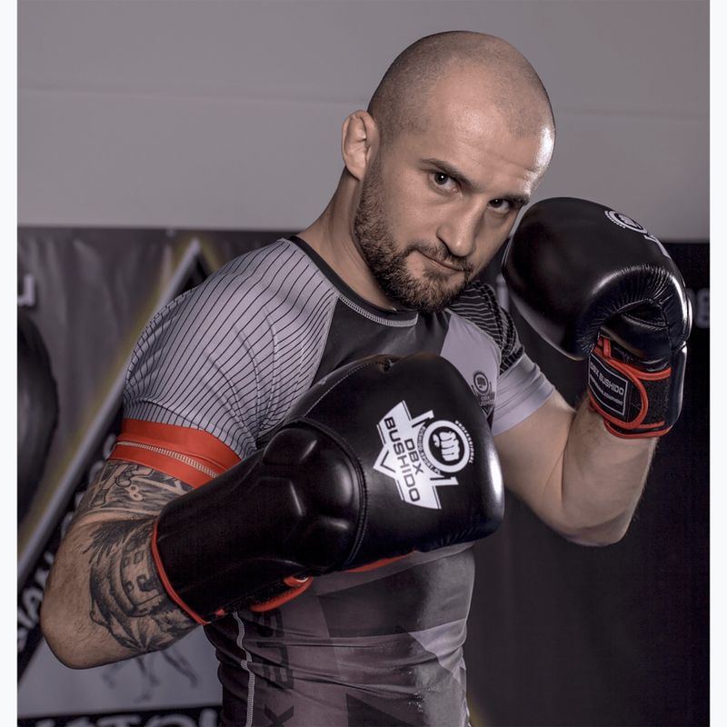 Боксерські рукавички DBX BUSHIDO з системою захисту зап'ястя чорні Bb2 20