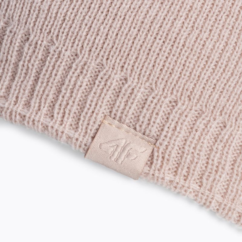 Шапка зимова жіноча 4F CAD001 light pink 4