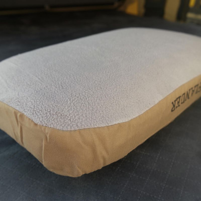 Подушка туристична OFFLANDER Pillow sand 7
