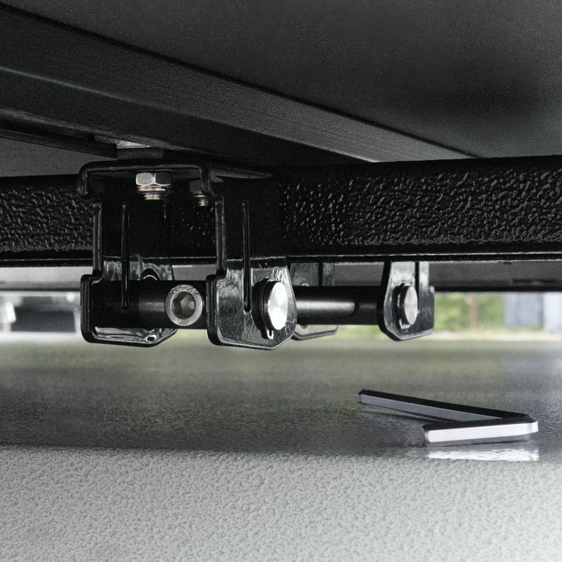 Тримач монтажний OFFLANDER Anti-Theft Roof Tent Brackets 4 pack black 11