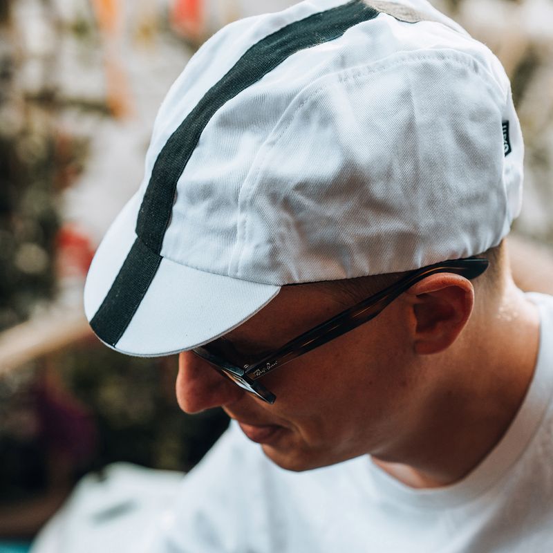 Шапка велосипедна під шолом Luxa Classic Stripe біло-чорна LULOCKCSW 2