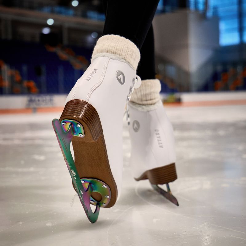 Жіночі фігурні ковзани ATTABO Lily білі 7