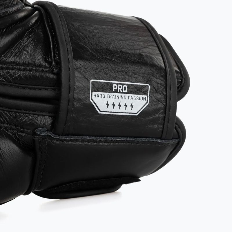 Рукавиці боксерські StormCloud Muay Thai Blizzard 2.0 black/white 8