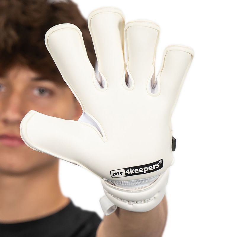 Рукавиці воротарські дитячі 4keepers Champ VII RF2G Jr gold/white 9