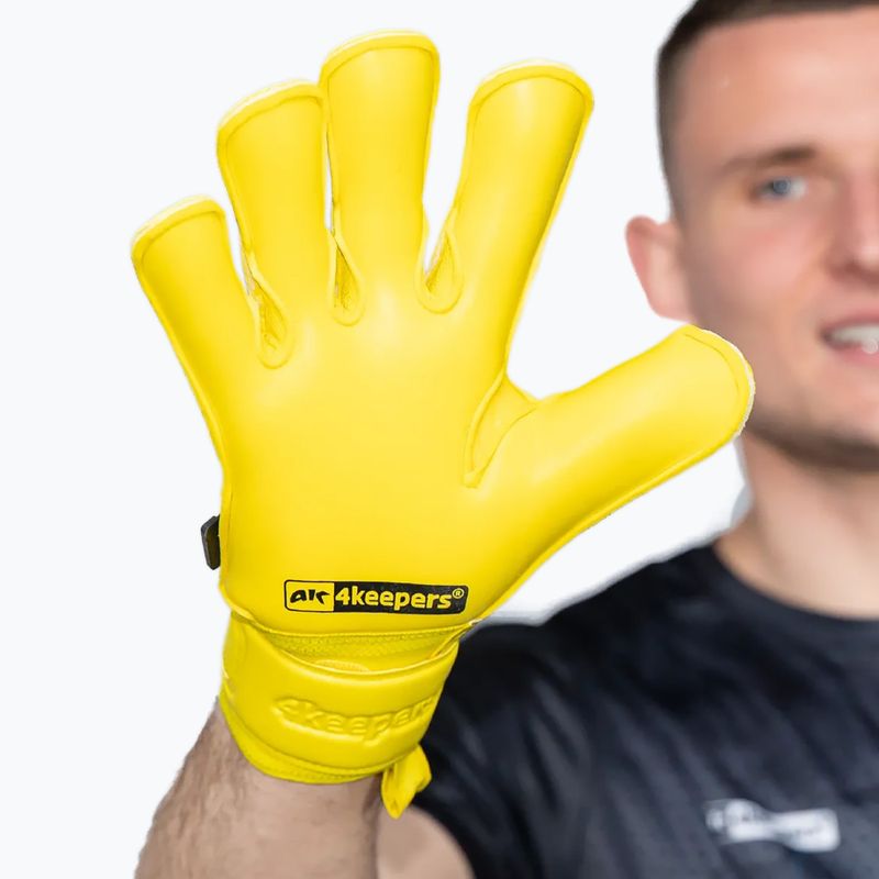 Рукавиці воротарські 4keepers Champ Colour Yellow VII RF2G yellow 7