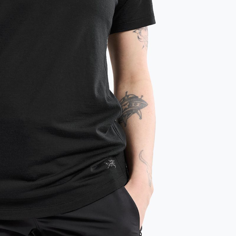 Футболка трекінгова жіноча Arcteryx Lana Crew black/sapphire 5