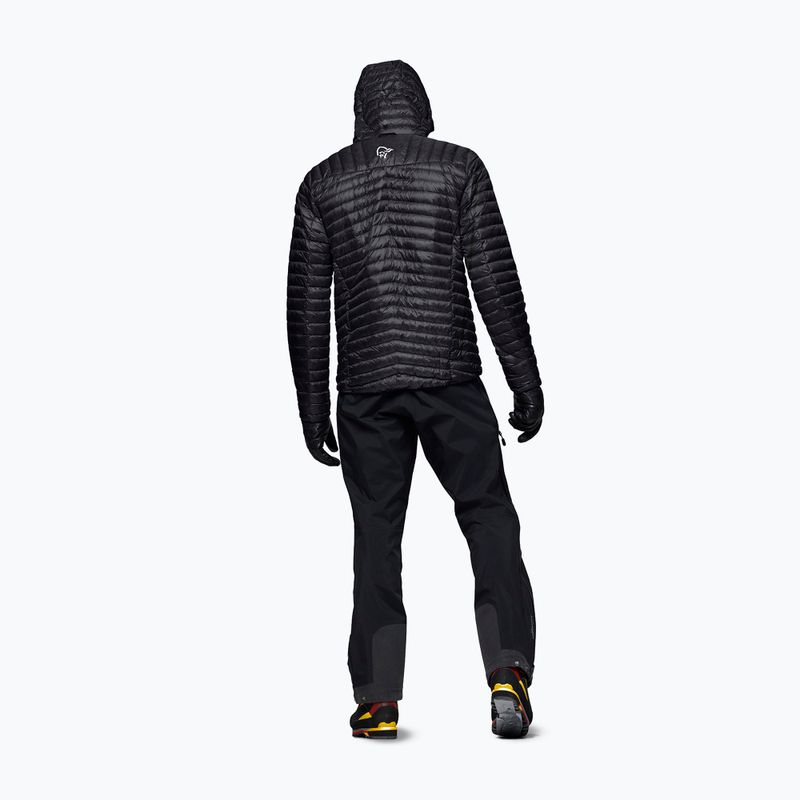 Пуховик чоловічий Norrona Trollveggen Down800 Super Light Hood Caviar Black 3