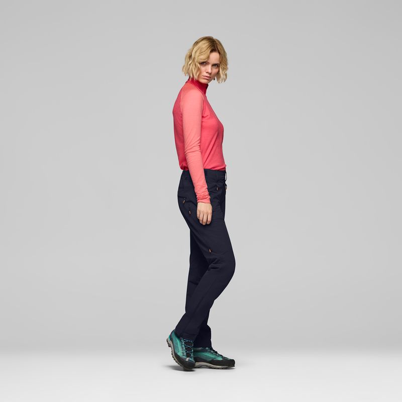 Штани трекінгові жіночі Norrona Femund Flex1 caviar black 4