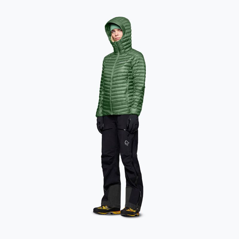 Пуховик жіночий Norrona Trollveggen Down800 Super Light Hood Dark Ivy 4