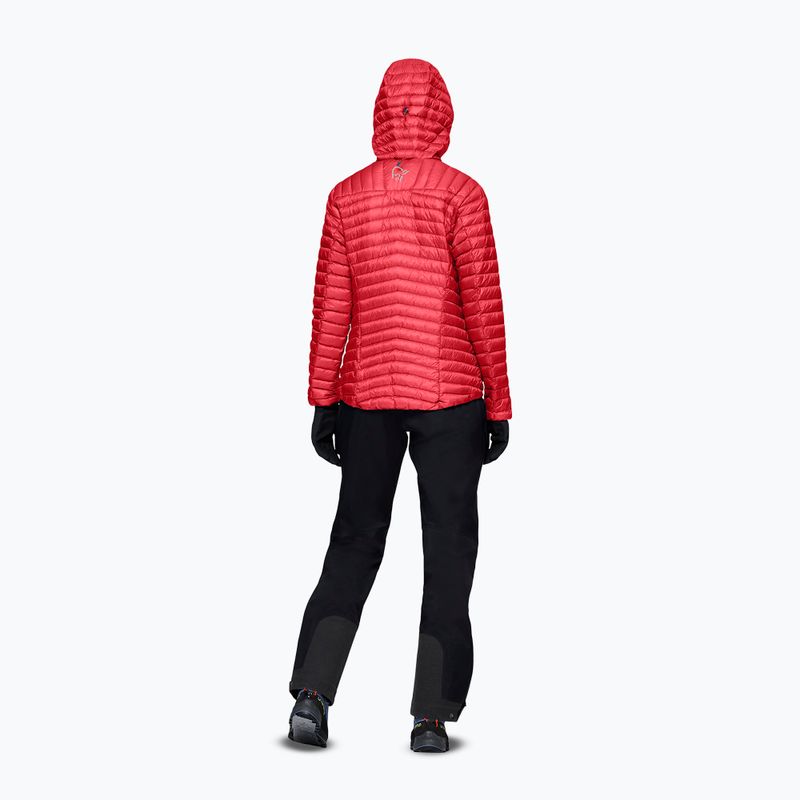 Пуховик жіночий Norrona Trollveggen Down800 Super Light Hood Baked Apple 3