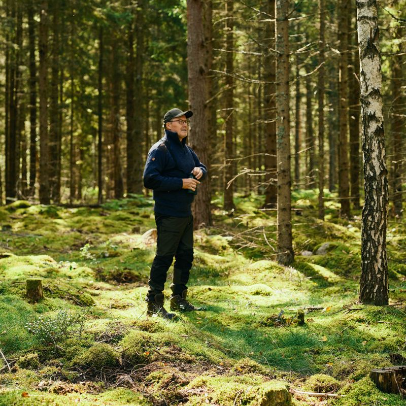 Штани трекінгові чоловічі Pinewood Caribou TC Extreme moss green/black 3