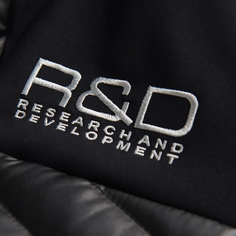 Куртка лижна чоловіча Peak Performance Vertix Liner чорна G76257020 5