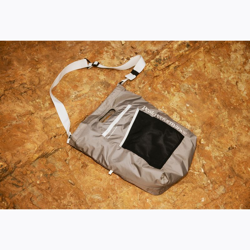Сумка Peak Performance Street Shopper 16l avid beige 5