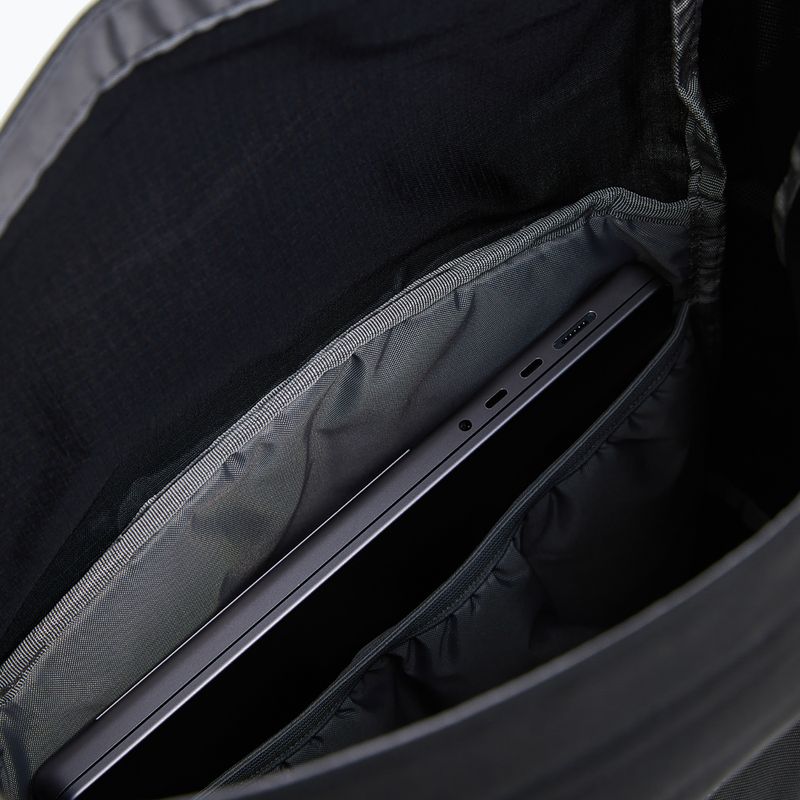 Рюкзак Peak Performance Roll Top 21,5 л black 5