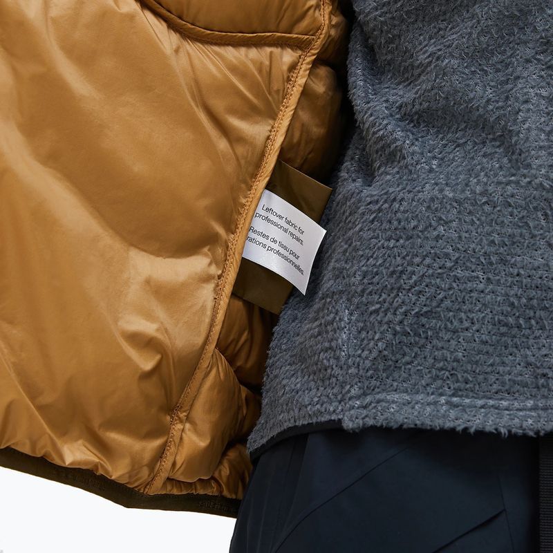 Пуховик жіночий Peak Performance Helium Down Hood meadow moss/sierra sand 5