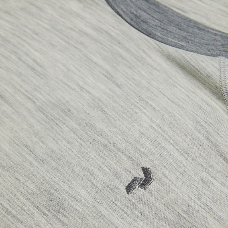 Жіноча термоактивна кофта Peak Performance Magic Crew Wool-Blend Baselayer med grey melange 7