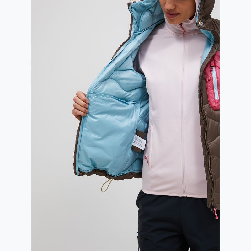 Пуховик жіночий Peak Performance Helium Utility Down terrain tan/mountain blush 5