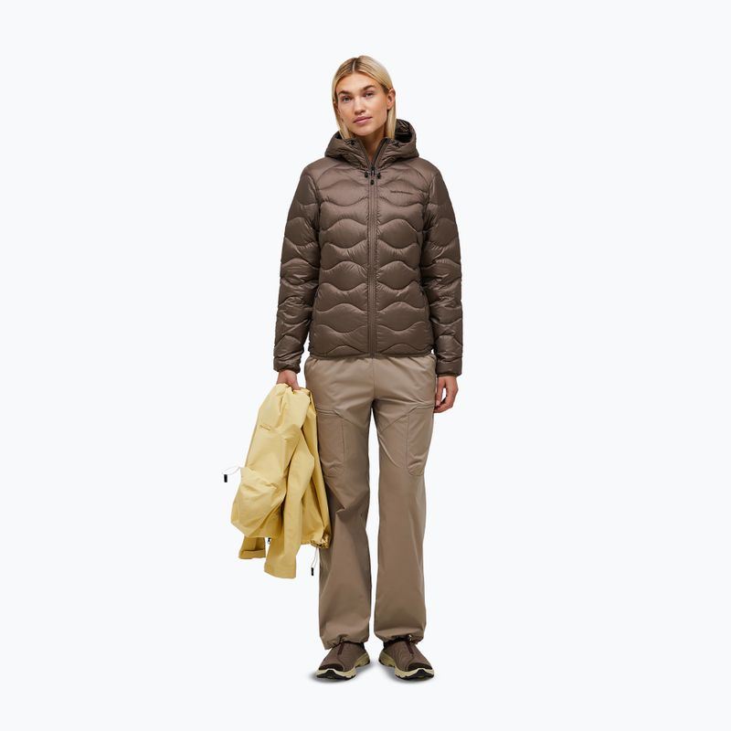 Пуховик жіночий Peak Performance Helium Down Hood terrain tan 2